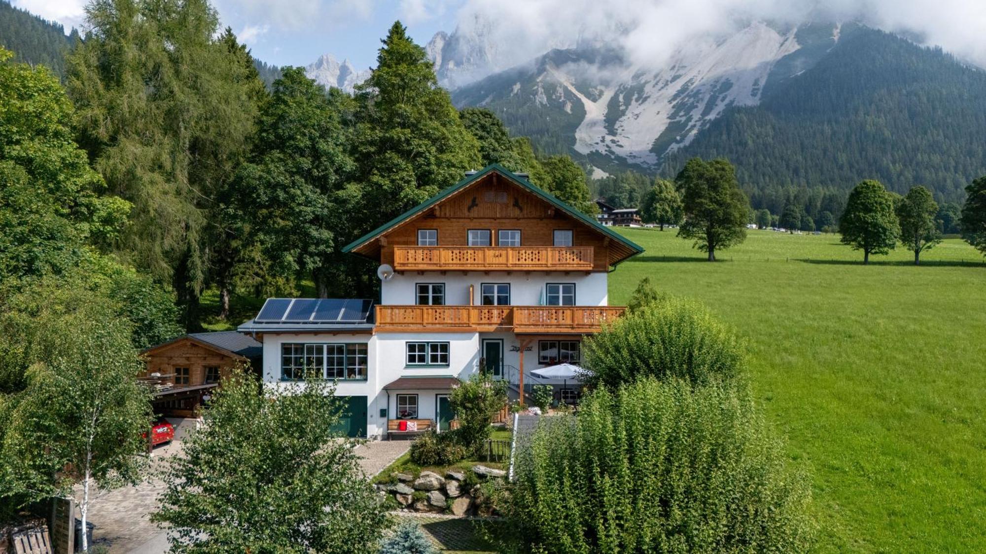 Appartements Jaegerrast Ramsau am Dachstein Exterior photo